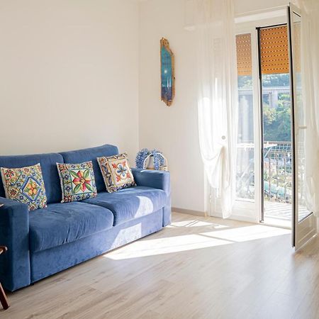 073 - Casa Rapallo con Attico privato, 10 minuti Mare Spiaggie a piedi Esterno foto